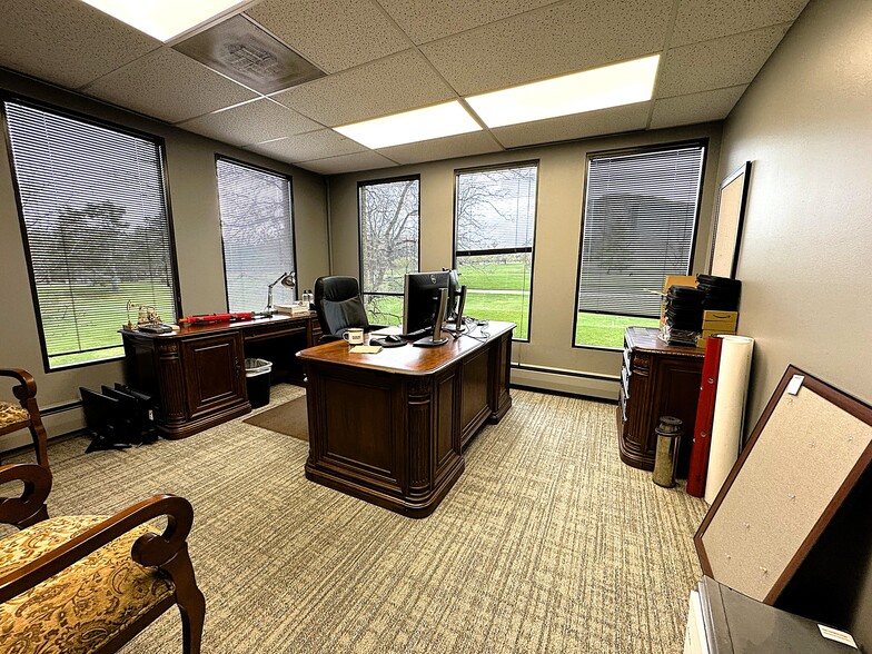 2 Inverness Dr E, Englewood, CO à vendre - Photo intérieure – Image 3 sur 11