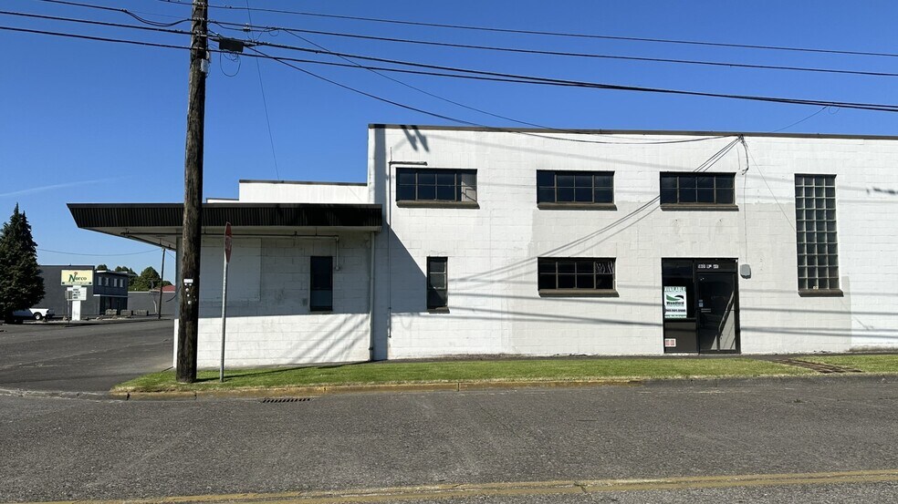 1801 9th Ave, Longview, WA à louer - Photo de l’immeuble – Image 2 sur 10