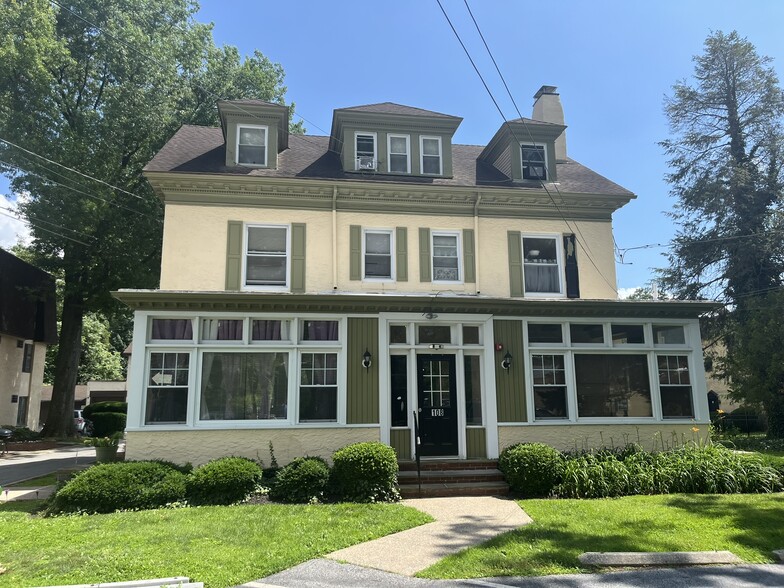 100 W Baltimore Ave, Lansdowne, PA à vendre - Photo de l’immeuble – Image 3 sur 12