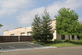 Plus de détails pour 4741 W Jennifer Ave, Fresno, CA - Industriel/Logistique à louer