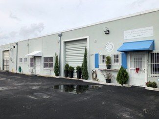Plus de détails pour 3241-3249 NW 38th St, Miami, FL - Industriel/Logistique à louer