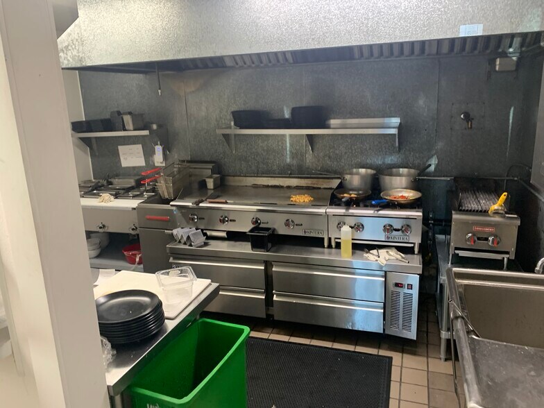 3883 Taylor Rd, Loomis, CA à louer - Photo de l’immeuble – Image 3 sur 24