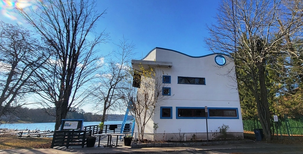 View Photo