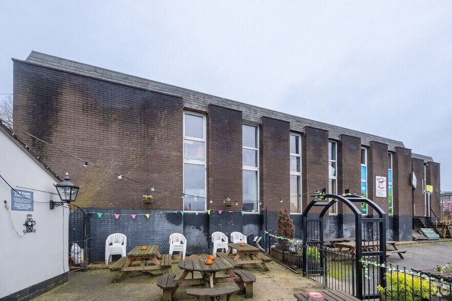 6 Kiln Ln, Leek à vendre - Photo de l’immeuble – Image 2 sur 2