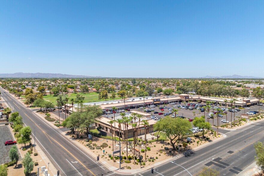 610 N Alma School Rd, Chandler, AZ à louer - Photo de l’immeuble – Image 3 sur 4