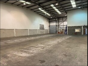 Thomas Rd, Crayford à louer Photo intérieure– Image 2 sur 3