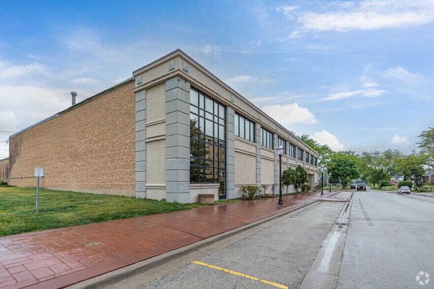 14-22 N Center St, Bensenville, IL à vendre - Photo principale – Image 2 sur 5