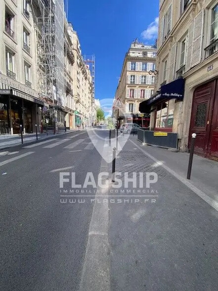 Local commercial dans Paris à louer - Photo de l’immeuble – Image 2 sur 2