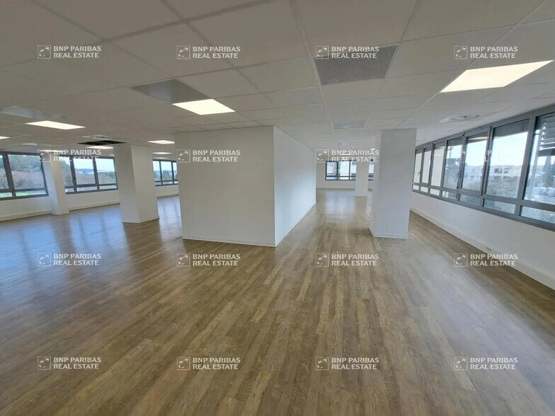 Bureau dans Montpellier à vendre - Photo de l’immeuble – Image 3 sur 12