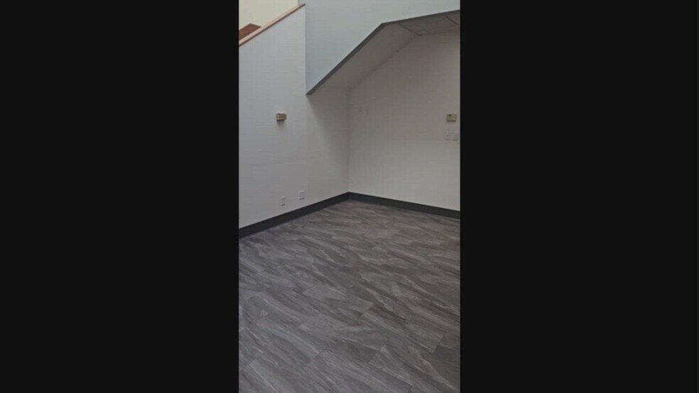 1110 Professional Blvd, Evansville, IN à louer - Vidéo sur l’annonce professionnelle – Image 2 sur 19