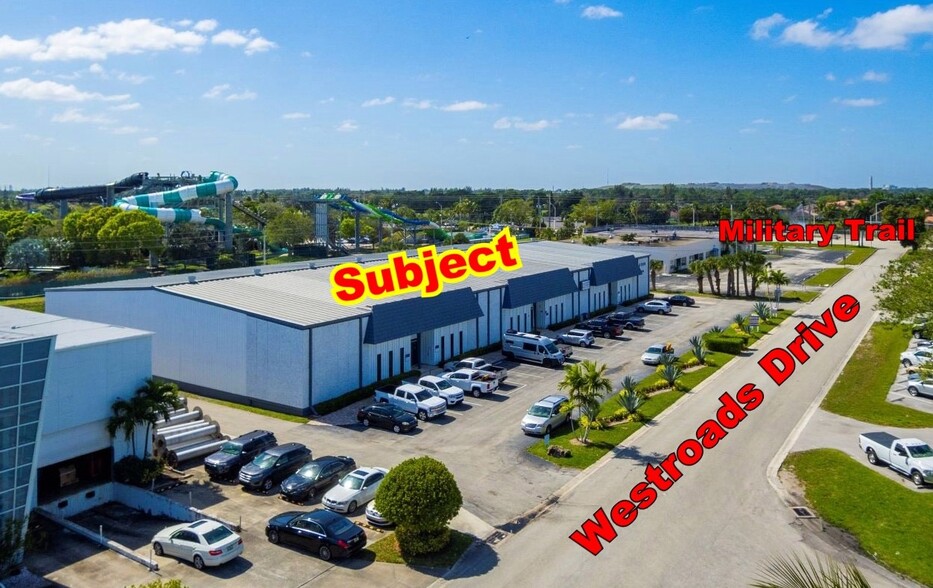 4390 Westroads Dr, Riviera Beach, FL à louer - Photo de l’immeuble – Image 2 sur 14