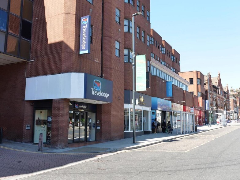 109-115 Vicar Ln, Leeds à louer - Photo de l’immeuble – Image 2 sur 8