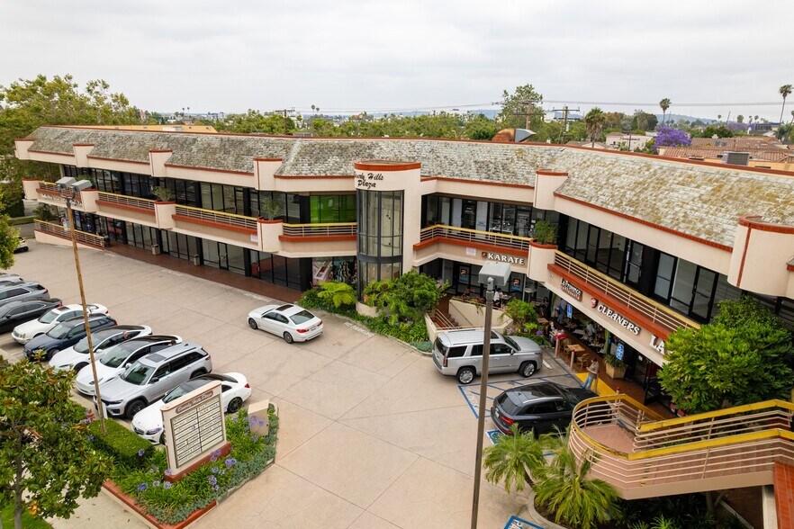 8950 W Olympic Blvd, Beverly Hills, CA à vendre - Photo de l’immeuble – Image 2 sur 32