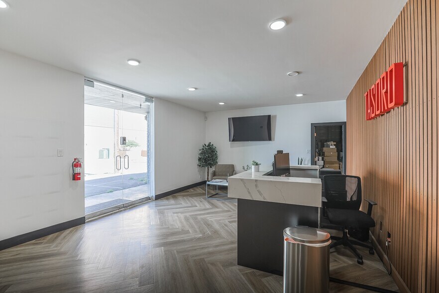 14103-14109 Brighton Ave, Gardena, CA à vendre - Photo intérieure – Image 3 sur 15
