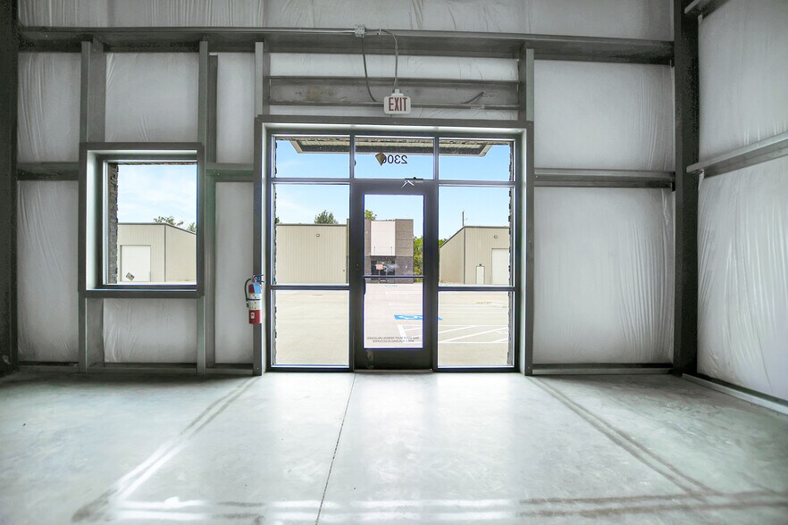 2302 Katy Hockley Cut Off Rd, Katy, TX à louer - Photo intérieure – Image 2 sur 10