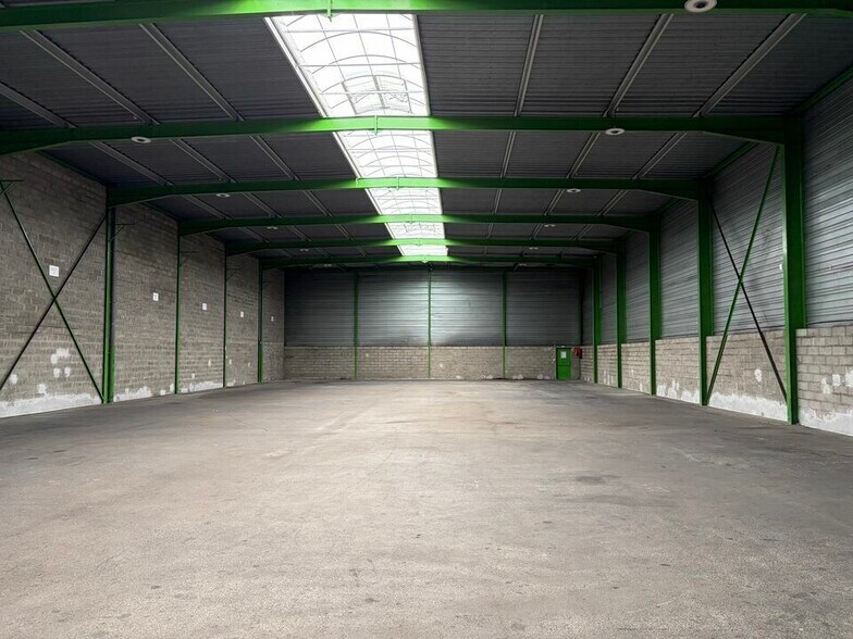 66 Avenue Des Freres Montgolfier, Genas à louer - Photo intérieure – Image 2 sur 6