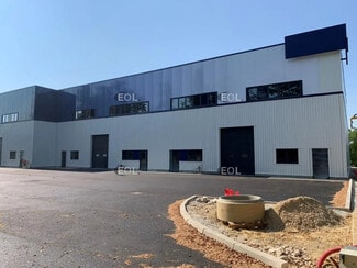 Plus de détails pour Local d'activités à louer