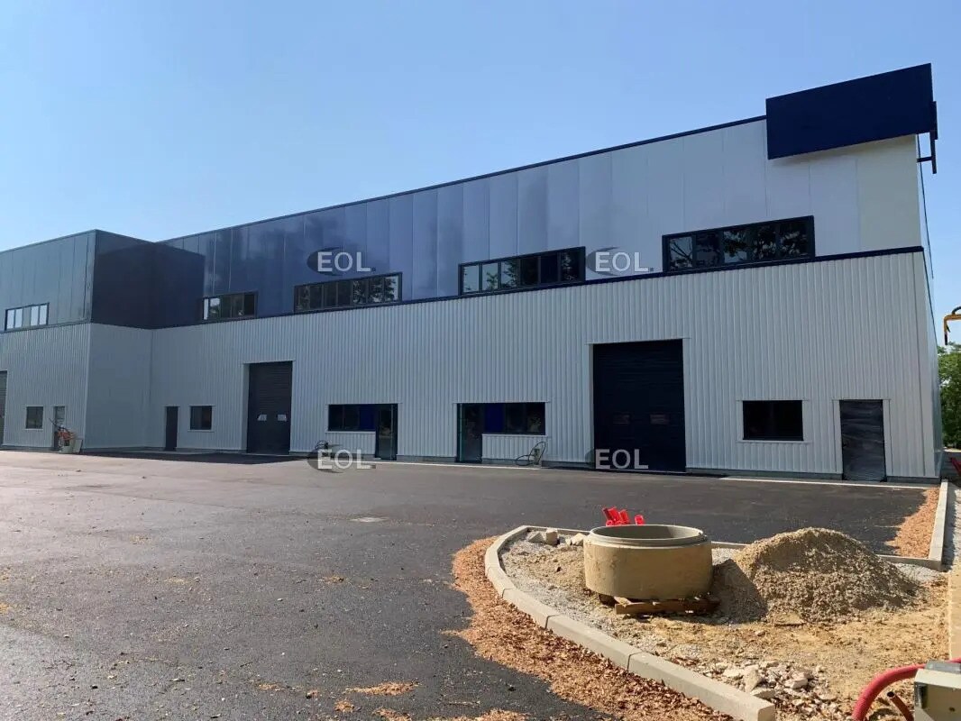 Local d’activités dans Chilly-Mazarin à louer Photo de l’immeuble– Image 1 sur 3