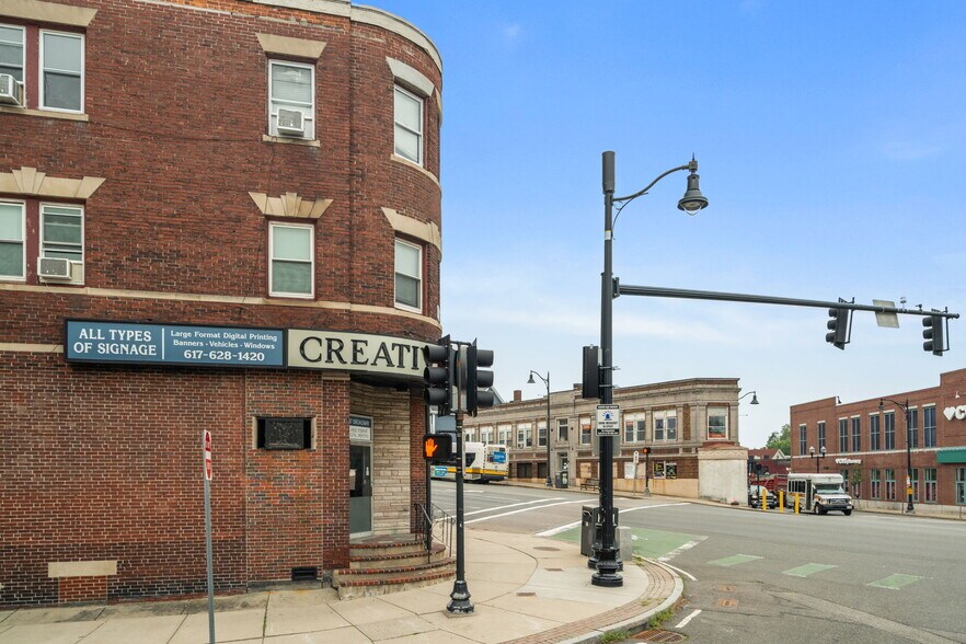 491-497 Broadway, Somerville, MA à vendre - Photo de l’immeuble – Image 3 sur 21