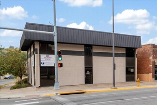 Plus de détails pour 100 E Broadway St, Council Bluffs, IA - Bureau à vendre