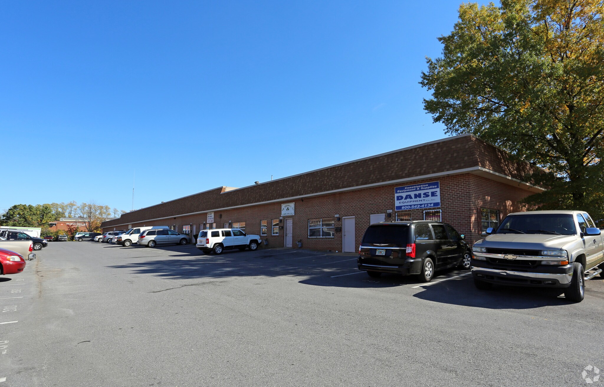 12211-12227 Distribution Pl, Beltsville, MD à louer Photo principale– Image 1 sur 3