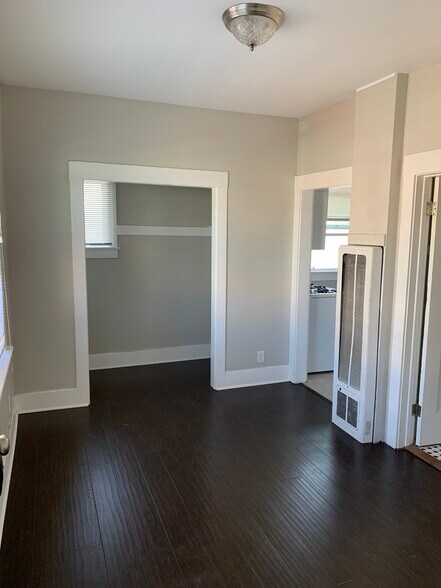 322 Daisy Ave, Long Beach, CA à vendre - Photo de l’immeuble – Image 3 sur 14