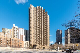 Plus de détails pour 345 E 37th St, New York, NY - Bureau/Médical à louer