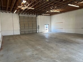 17615 Alder St, Hesperia, CA à louer Photo intérieure– Image 1 sur 3