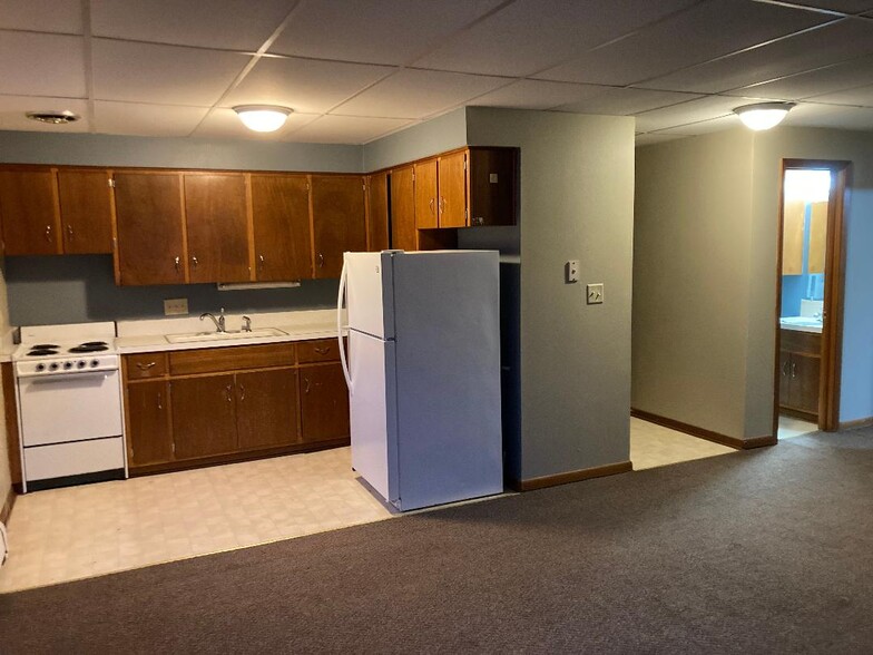303 NE 1st St, Pocahontas, IA à vendre - Photo de l’immeuble – Image 2 sur 3