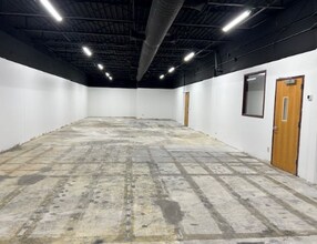 5217-5241 Shoreline Dr, Mound, MN à louer Photo intérieure– Image 2 sur 2