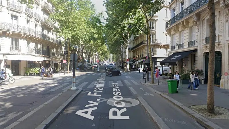 Local commercial dans Paris à louer - Photo de l’immeuble – Image 1 sur 3