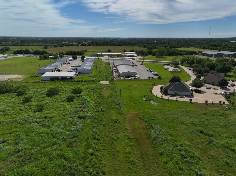 1312 Weatherford Hwy, Granbury, TX à vendre - Photo de l’immeuble – Image 3 sur 50