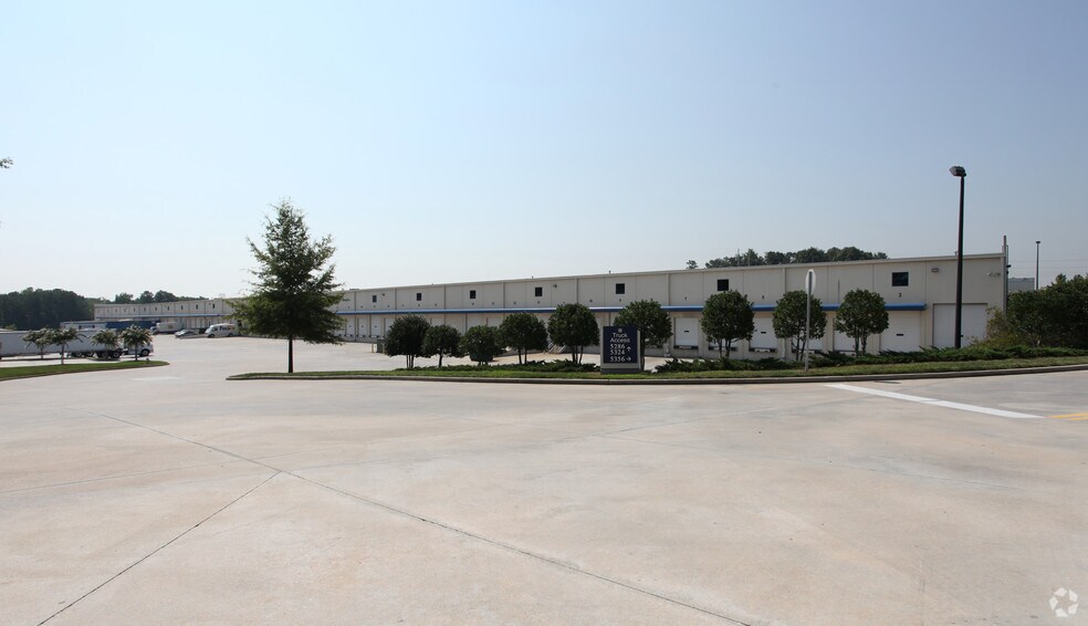 5324 Georgia Highway 85, Atlanta, GA à louer - Photo de l’immeuble – Image 3 sur 3