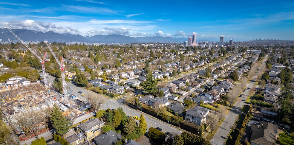 6318-6388 Granville St, Vancouver, BC à vendre - Photo de l’immeuble – Image 2 sur 15