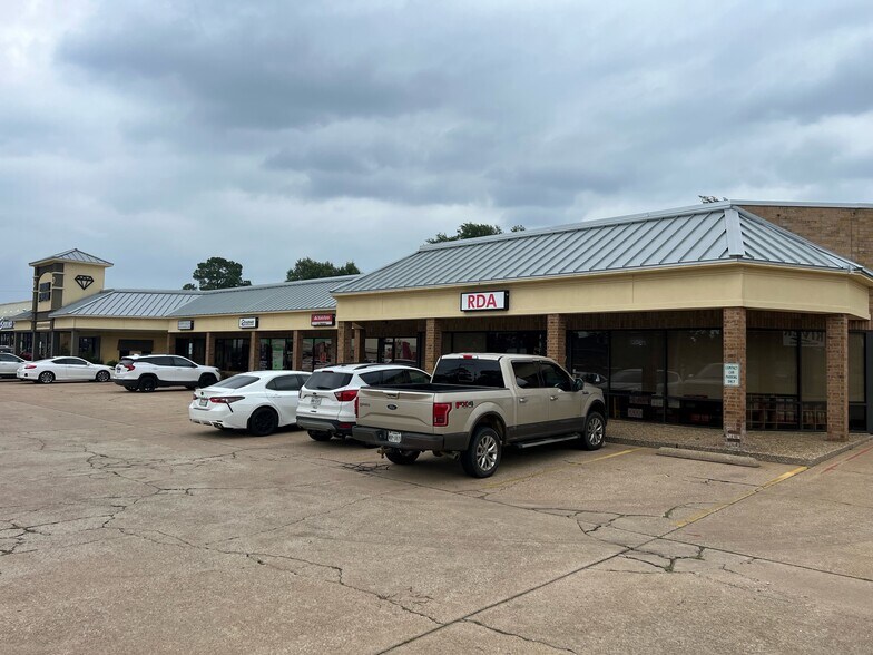 2318 Judson Rd, Longview, TX à louer - Photo principale – Image 1 sur 2