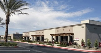 Plus de détails pour 1521 E McFadden Ave, Santa Ana, CA - Industriel/Logistique à louer