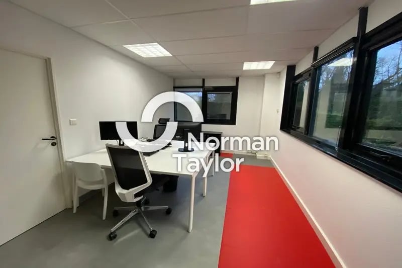 Bureau dans Montferrier-sur-Lez à vendre - Photo de l’immeuble – Image 3 sur 8