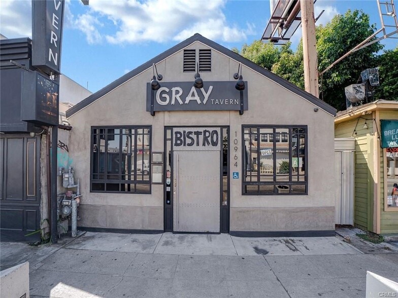 10964 Ventura Blvd, Studio City, CA à louer - Photo de l’immeuble – Image 1 sur 31