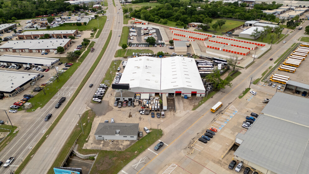 699 E Highway 121 Business, Lewisville, TX à vendre - Photo de l’immeuble – Image 1 sur 13