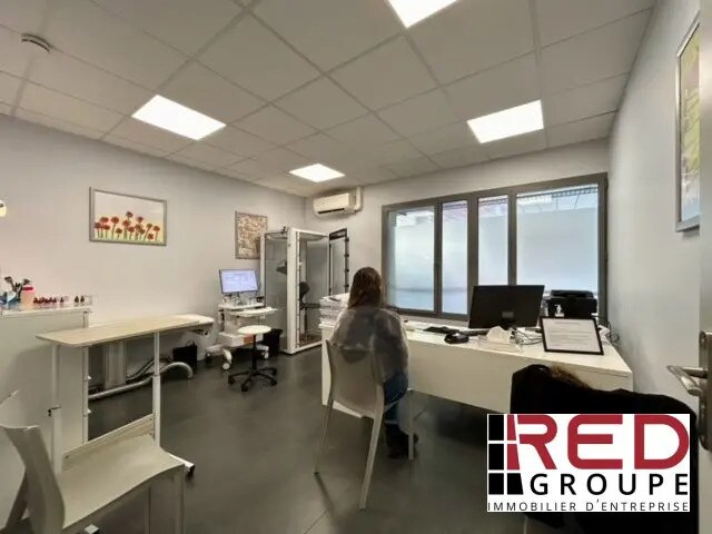 Bureau dans Le Tholonet à louer - Photo de l’immeuble – Image 3 sur 7