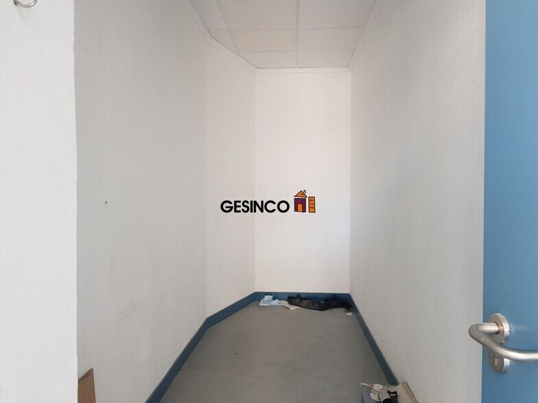 Local commercial dans Ontinyent, Valencia à louer - Photo de l’immeuble – Image 3 sur 4