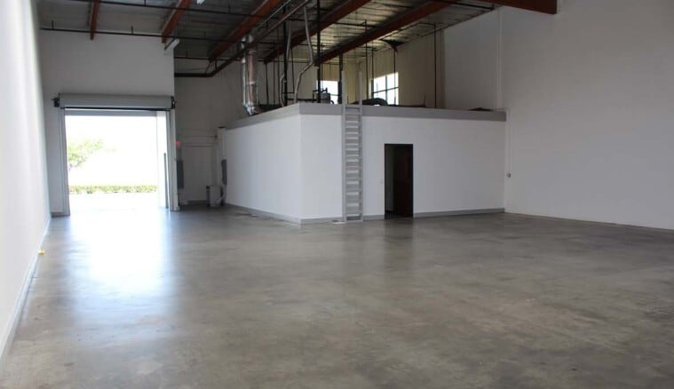 235 Benjamin Dr, Corona, CA à louer Photo intérieure– Image 1 sur 3