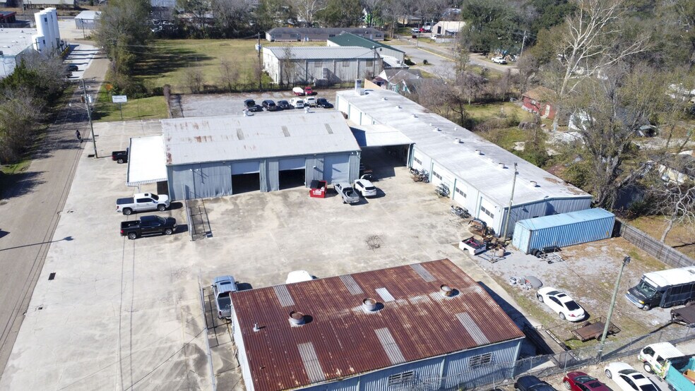 5275 Kincaid Ave, Baton Rouge, LA à vendre - Photo de l’immeuble – Image 3 sur 4