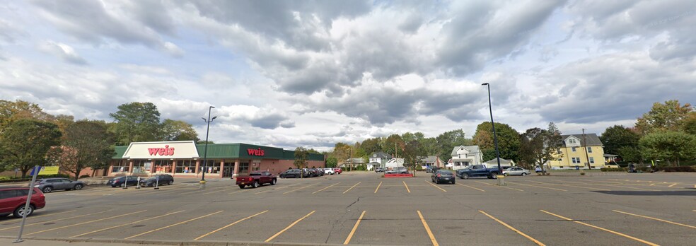 307 Conklin Ave, Binghamton, NY à louer - Photo de l’immeuble – Image 1 sur 6