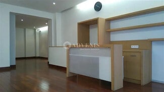 Plus de détails pour Local commercial à louer