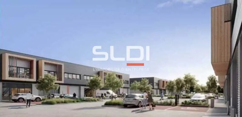 Local d’activités dans Saint-Quentin-Fallavier à louer - Photo de l’immeuble – Image 2 sur 9