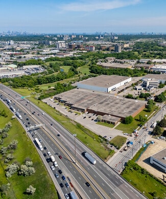 Plus de détails pour 385-387 Carlingview Dr, Toronto, ON - Industriel/Logistique à vendre