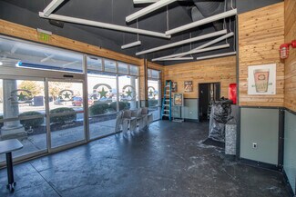 Plus de détails pour 6630 Mooretown Rd, Williamsburg, VA - Local commercial à louer