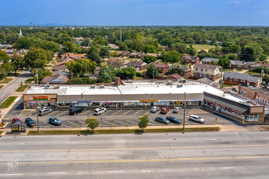 1901-1925 S Mannheim Rd, Westchester, IL à vendre - Photo de l’immeuble – Image 1 sur 24