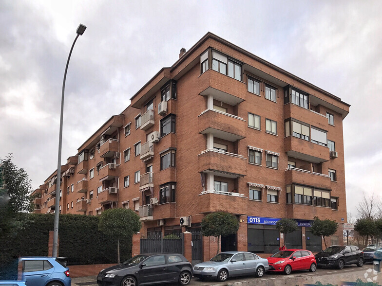 Calle Argentina, 13, Leganés, Madrid à vendre - Photo de l’immeuble – Image 2 sur 2